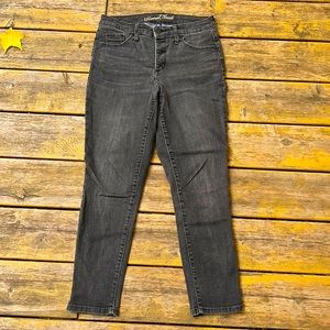 Universal Thread high waisted crop